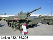 Боевая машина десанта БМД-4М на Международном военно-техническом форуме "Армия-2018". Кубинка, военно-патриотический парк "Патриот" Редакционное фото, фотограф Игорь Долгов / Фотобанк Лори