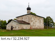 Церковь Косьмы и Дамиана с Гремячей горы. Псков (2019 год). Стоковое фото, фотограф Александр Щепин / Фотобанк Лори