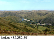 Долина горной реки Чарыш. Алтайский край. Стоковое фото, фотограф Free Wind / Фотобанк Лори