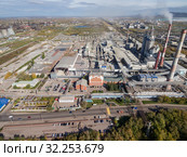 Компания HeidelbergCement. Завод по производству сухих строительных смесей. Вид с воздуха. HeidelbergCement. Plant for the production of dry mixes. Aerial view. Редакционное фото, фотограф Евгений Романов / Фотобанк Лори