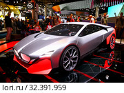 BMW Vision M Next (2019 год). Редакционное фото, фотограф Art Konovalov / Фотобанк Лори