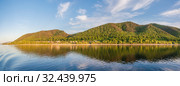 Zhiguli mountains with reflection in the Volga river (2019 год). Стоковое фото, фотограф Дмитрий Тищенко / Фотобанк Лори