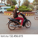 Motorbike, scooter, traditional two wheels transport in Asia. Стоковое фото, фотограф Aleksejs Bergmanis / Фотобанк Лори