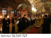 Старообрядческая община в единоверческом храме Архангела Михаила села Михайловская Слобода (2019 год). Редакционное фото, фотограф Дмитрий Неумоин / Фотобанк Лори