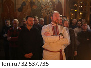 Старообрядческая община в единоверческом храме Архангела Михаила села Михайловская Слобода (2019 год). Редакционное фото, фотограф Дмитрий Неумоин / Фотобанк Лори