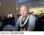 Знаменитый голливудский киноактер Кэри-Хироюки Тагава Cary-Hiroyuki Tagawa дает интервью в Москве (2013 год). Редакционное фото, фотограф Малышев Андрей / Фотобанк Лори