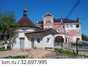 Туркомплекс «Мышкины палаты» (дворец Мыши). Никольская улица, 4. Город Мышкин. Мышкинский район. Ярославская область (2010 год). Редакционное фото, фотограф lana1501 / Фотобанк Лори