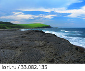 Green grass and blue ocean. Стоковое фото, фотограф Andreas Altenburger / Smarterpix / Фотобанк Лори