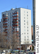 Двенадцатиэтажный одноподъездный блочный жилой дом II-18-31/12А. Улица Яблочкова, 21. Бутырский район. Город Москва (2015 год). Редакционное фото, фотограф lana1501 / Фотобанк Лори