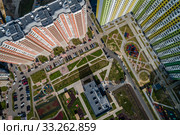 Московская область, Красногорск, жилой район "Мортонград Путилково" (2019 год). Редакционное фото, фотограф glokaya_kuzdra / Фотобанк Лори
