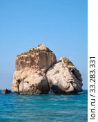 A sea stack on the Aphrodite's (Petra of Romiou) beach. Kouklia. Cyprus (2018 год). Стоковое фото, фотограф Сергей Пристяжнюк (Serg Zastavkin) / Фотобанк Лори
