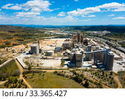 Cement plant in Bunol, Spain. Стоковое фото, фотограф Яков Филимонов / Фотобанк Лори