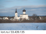 Россия, Тверская область, деревня Орша. 3 января 2017 г. Вид на Вознесенский Оршин монастырь. Стоковое фото, фотограф Сайганов Александр / Фотобанк Лори