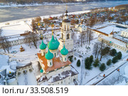 Над храмами Толгского монастыря январским днем (аэросъемка). Ярославль, Золотое кольцо России, Россия (2020 год). Стоковое фото, фотограф Виктор Карасев / Фотобанк Лори