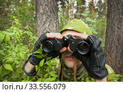 Скрытное наблюдение. Стоковое фото, фотограф Александр Романов / Фотобанк Лори