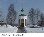 Спасо-Преображенский монастырь. Часовня-костница на месте кладбища, разрушенного в годы Октябрьской революции. Муром, Владимирская область (2015 год). Редакционное фото, фотограф Елена Орлова / Фотобанк Лори