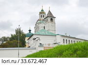 Спасо-Преображенский мужской монастырь (Спасо-Ярославский монастырь) в Ярославле. Золотое кольцо России (2019 год). Редакционное фото, фотограф Елена Коромыслова / Фотобанк Лори