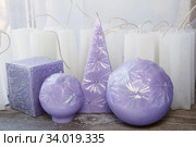 Handmade candles in the shape of a pyramid, cube and sphere. Стоковое фото, фотограф Nataliia Zhekova / Фотобанк Лори