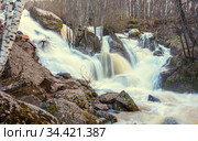 Водопад на горной реке Кук-Караук в Башкортостане. Стоковое фото, фотограф Акиньшин Владимир / Фотобанк Лори