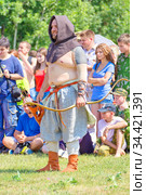 Ancient Knights at the Historical Festival (2014 год). Редакционное фото, фотограф Акиньшин Владимир / Фотобанк Лори
