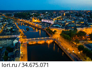 Laval city and Mayenne river in evening. View from above. France. Стоковое фото, фотограф Яков Филимонов / Фотобанк Лори