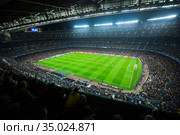 Football field and audience at stadium Nou Camp, Barcelona (2015 год). Редакционное фото, фотограф Яков Филимонов / Фотобанк Лори