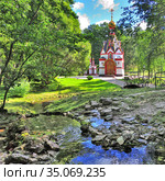 Церковь-часовня во имя Святого Давида в селе Талеж. Church-chapel in the name of St. David in the village of Talezh, Chekhov district, Moscow region. (2018 год). Стоковое фото, фотограф Владимир Литвинов / Фотобанк Лори