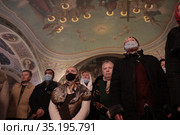 Литургия в Успенском храме села Жилино Люберецкого района (2021 год). Редакционное фото, фотограф Дмитрий Неумоин / Фотобанк Лори