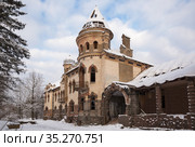 Ruins of the former Belogorka manor of merchant Eliseev, Leningrad region (2021 год). Стоковое фото, фотограф Юлия Бабкина / Фотобанк Лори