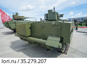 Российский новый зенитный артиллерийский комплекс 2С38 "Деривация-ПВО" на Международном военно-техническом форуме "Армия-2019", Московская область, парк "Патриот" Редакционное фото, фотограф Малышев Андрей / Фотобанк Лори