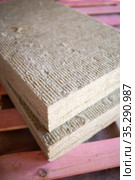wall insulation with glass wool. Стоковое фото, фотограф Типляшина Евгения / Фотобанк Лори