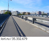 Путепровод «Совхоз 1 мая». Район Северное Измайлово. Город Москва. Россия (2012 год). Редакционное фото, фотограф lana1501 / Фотобанк Лори