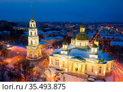 Evening view of the Spassky Cathedral in winter in Penza. Стоковое фото, фотограф Яков Филимонов / Фотобанк Лори