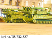 Russian weapons. Rehearsal of military parade (at night) near the Kremlin, Moscow, Russia. Celebration of the 70th anniversary of the Victory Day(WWII) (2015 год). Редакционное фото, фотограф Владимир Журавлев / Фотобанк Лори