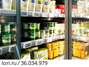 Yogurts in supermarket fridge. Стоковое фото, фотограф Яков Филимонов / Фотобанк Лори