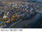 Панорамный снимок с высоты города Порвоо октябрьским днем. Финляндия (2019 год). Стоковое фото, фотограф Виктор Карасев / Фотобанк Лори