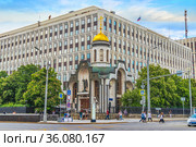 Храм Казанской иконы Божией Матери на Калужской площади. Министерство внутренних дел Российской Федерации. Город Москва (2021 год). Редакционное фото, фотограф Владимир Сергеев / Фотобанк Лори