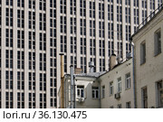 Российская государственная библиотека. Фасад со стороны Староваганьковского переулка. Москва (2021 год). Стоковое фото, фотограф Илюхина Наталья / Фотобанк Лори