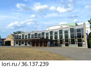 Государственный театр Staatstheater, город Кассель, Германия (2018 год). Редакционное фото, фотограф александр афанасьев / Фотобанк Лори