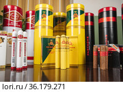 Cuban cigars snuffboxes (2019 год). Редакционное фото, фотограф Julio Rivalta / Фотобанк Лори