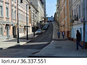 Нижний Кисельный переулок. Мещанский район. Город Москва (2019 год). Редакционное фото, фотограф lana1501 / Фотобанк Лори