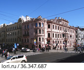 Доходный дом Яковлевых. Невский проспект, 96. Улица Маяковского, 1. Санкт-Петербург (2013 год). Редакционное фото, фотограф Сергей Афанасьев / Фотобанк Лори