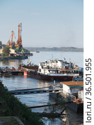 Ruse port, Danube river, Bulgaria. Vertical photo (2014 год). Стоковое фото, фотограф EugeneSergeev / Фотобанк Лори
