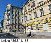 Москва, Лялина площадь летом (2021 год). Редакционное фото, фотограф Овчинникова Ирина / Фотобанк Лори