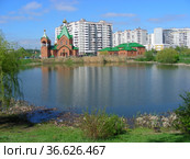 Церковь Всех Святых, в земле Российской просиявших. Суздальская улица, 8Б. Район Новокосино. Город Москва (2012 год). Стоковое фото, фотограф lana1501 / Фотобанк Лори