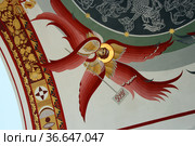 Фрагмент росписи портика, шестикрылый серафим у круга Зодиака. Храм - маяк святителя Николая Мирликийского (Чудотворца). Крым, село Малореченское (2021 год). Стоковое фото, фотограф Щеголева Ольга / Фотобанк Лори
