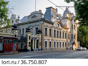 Москва, улица Воронцово Поле, дом 6-8 строение 1, посольство Индии и резиденция посла (2021 год). Редакционное фото, фотограф glokaya_kuzdra / Фотобанк Лори