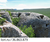 Средневековый город-крепость Эски-Кермен. Стоковое фото, фотограф Татьяна Т / Фотобанк Лори