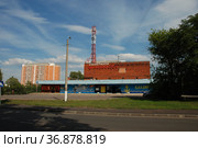 Кинотеатр «Владивосток». Улица Лазо, 3. Район Перово. Город Москва (2011 год). Редакционное фото, фотограф lana1501 / Фотобанк Лори