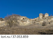Крым. Крепость Чуфут-Кале. (2020 год). Стоковое фото, фотограф Валерий Ситников / Фотобанк Лори